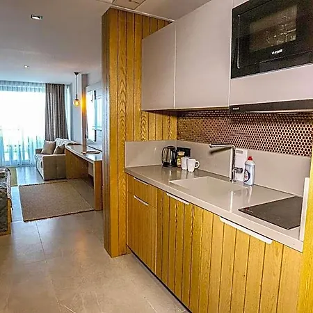 Kaleli Deluxe Homes Hotel Gombe